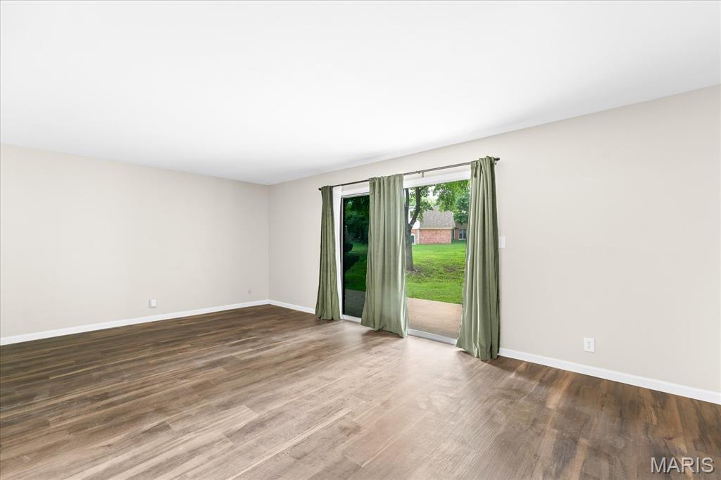 Carroll Wood Hill Condominium - Residential