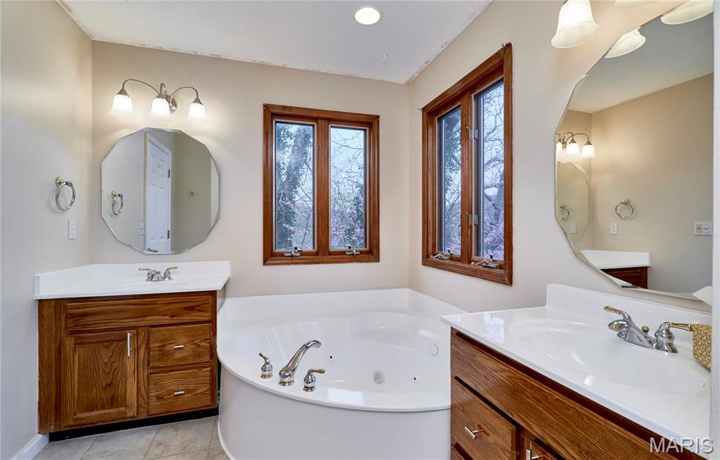 Lake Sherwood - Residential