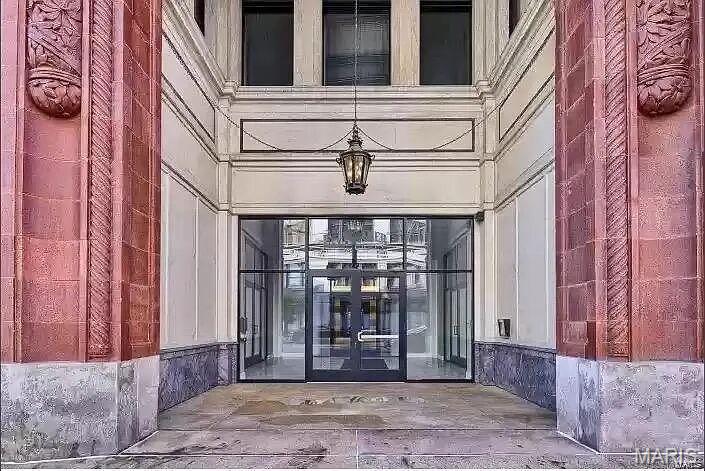 INVESTORS!!  We have a package deal in the historic Ely Walker building of 3 loft units in the same building.  
All units are fully rented at market pricing with great 1%+ returns monthly.  
Unit 616 with deeded parking spot 2 bedroom 2 bathroom, 1340 sq ft, rented at $1290/month 
Unit 617 2 bedroom 1 bathroom, 1057 sq ft, rented at $1200 /month
Unit 327 1 bedroom 1 bathroom, 900 sq ft rented at $1290 /month
HOA amounts are $190-$250 depending on sq footage
Showings can be scheduled, you must call the list agent to arrange a time.