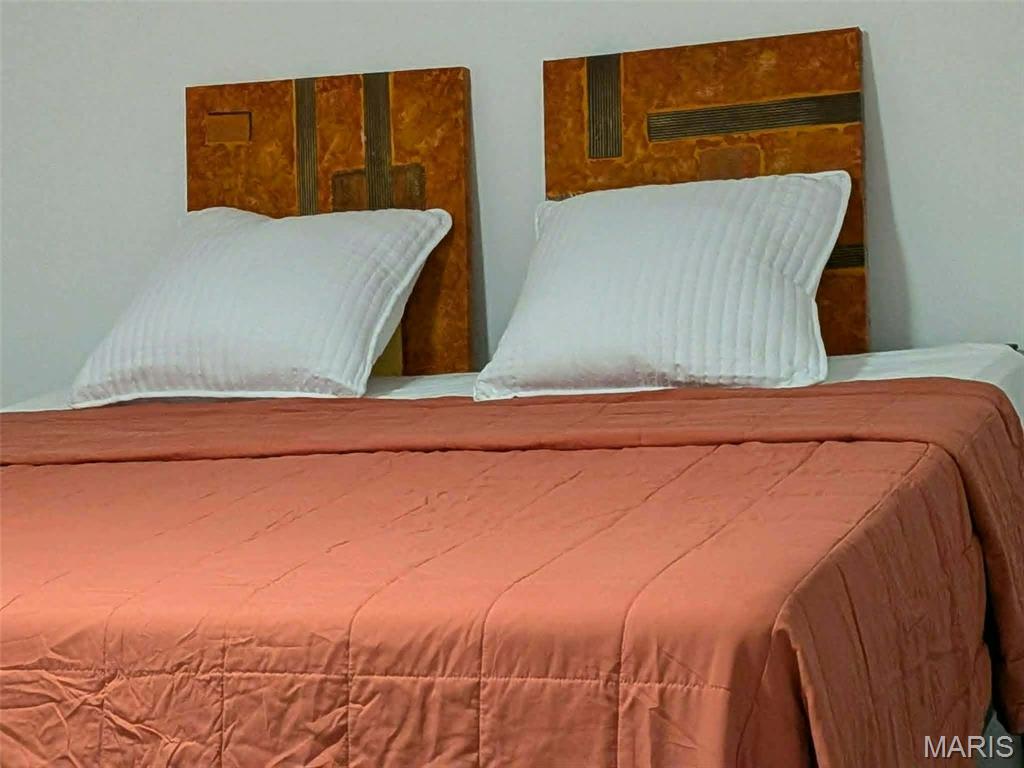 Holiday Estate - Residential Lease