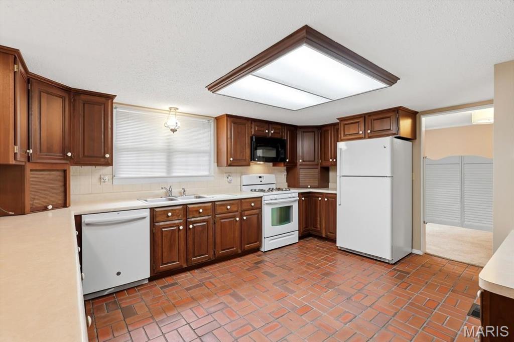 Country Place 13 - Residential