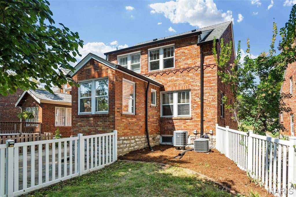 University Terrace - Residential
