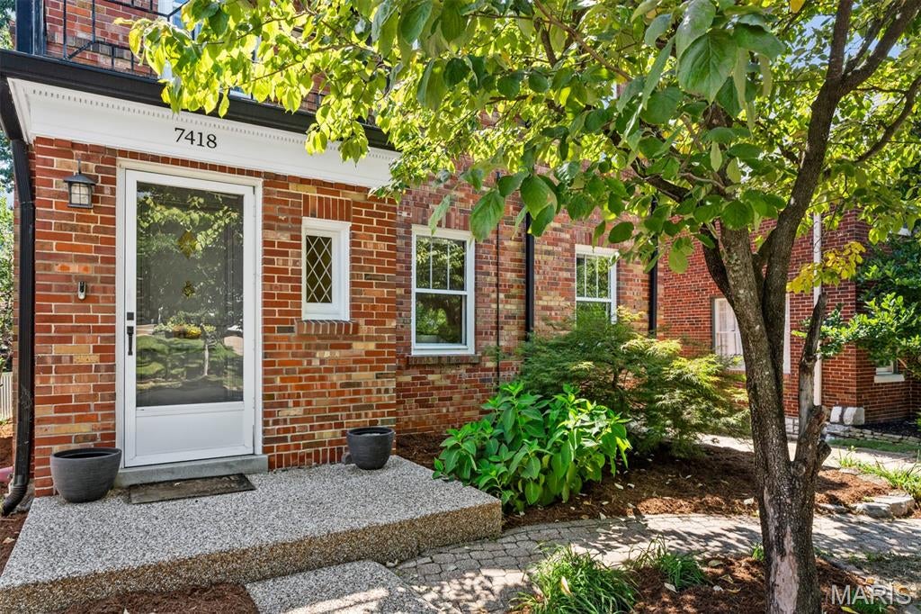 University Terrace - Residential