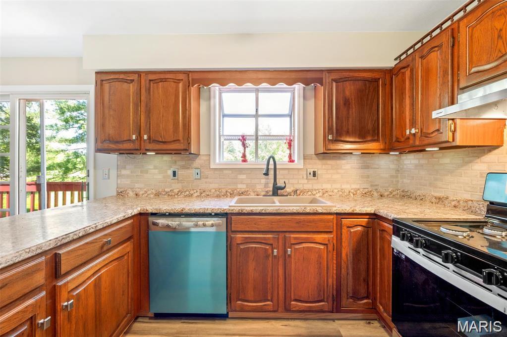 WESTHAVEN GARDENS - Residential Lease