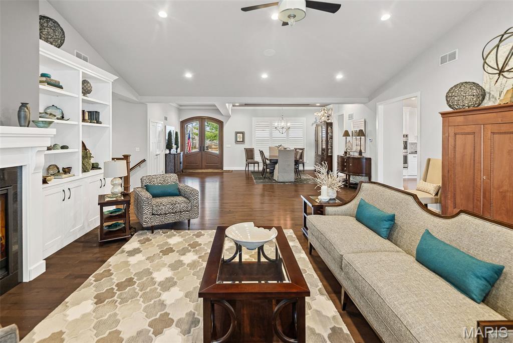 NOT IN A SUBDIVISION - Residential