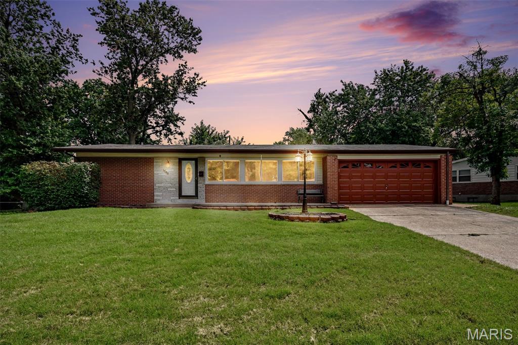 This charming corner-lot home offers comfort, updates, and character. Enjoy spacious living areas with vaulted ceilings and a renovated kitchen perfect for everyday living and entertaining. The AC is newer, the roof was replaced in 10/2018, and the water heater was replaced in 2/2025. A well-maintained home with great curb appeal—come see it for yourself!