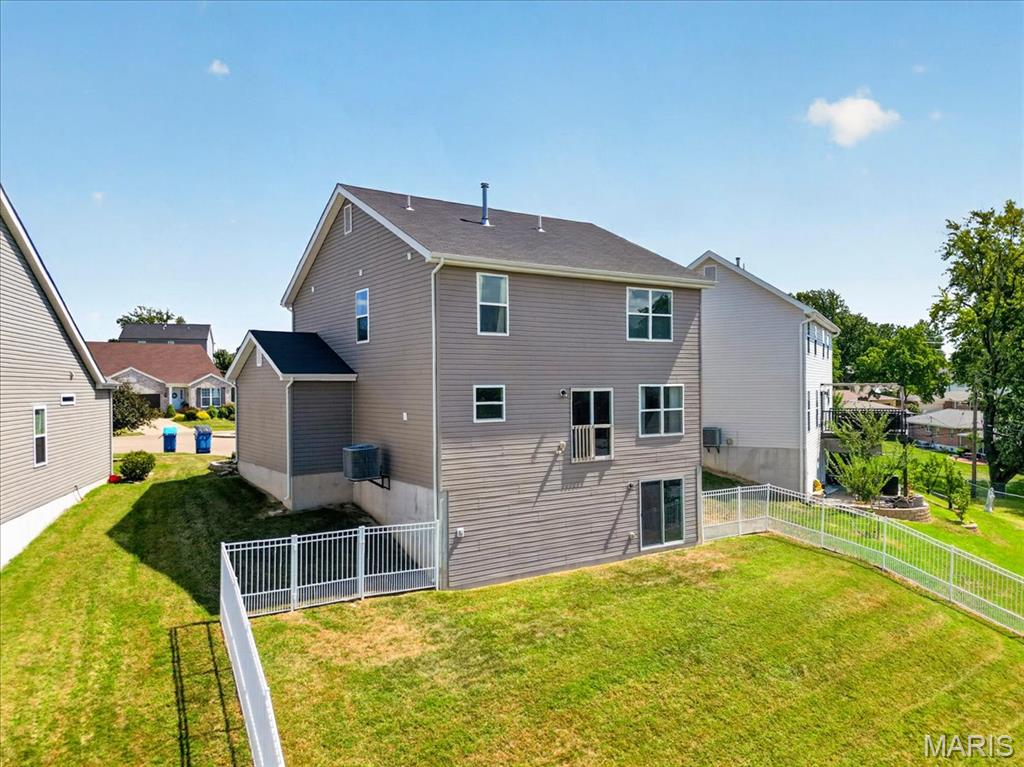 Vista Conn - Residential