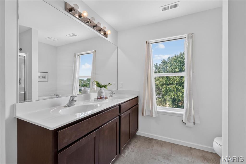 Vista Conn - Residential