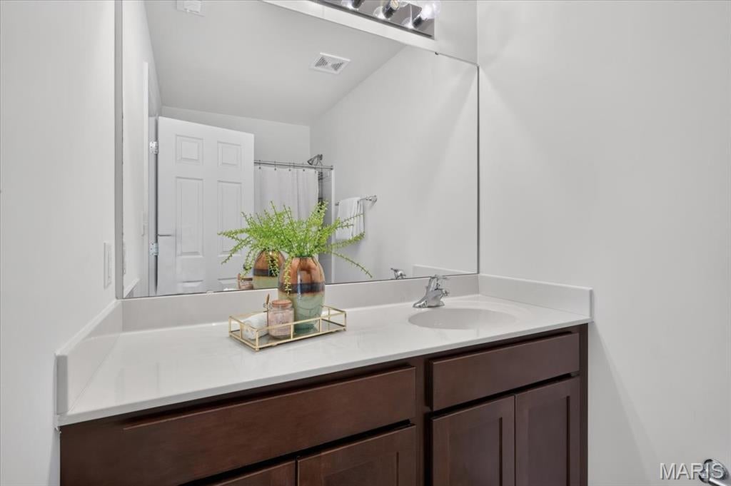 Vista Conn - Residential