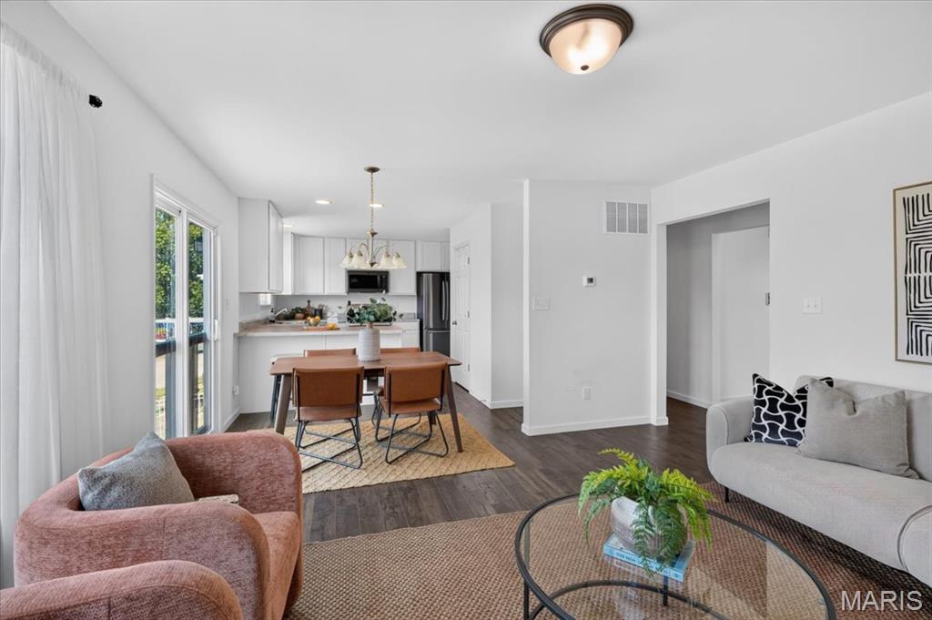 Vista Conn - Residential