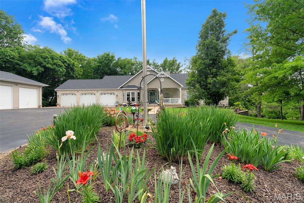 A Bowles Estate - Residential