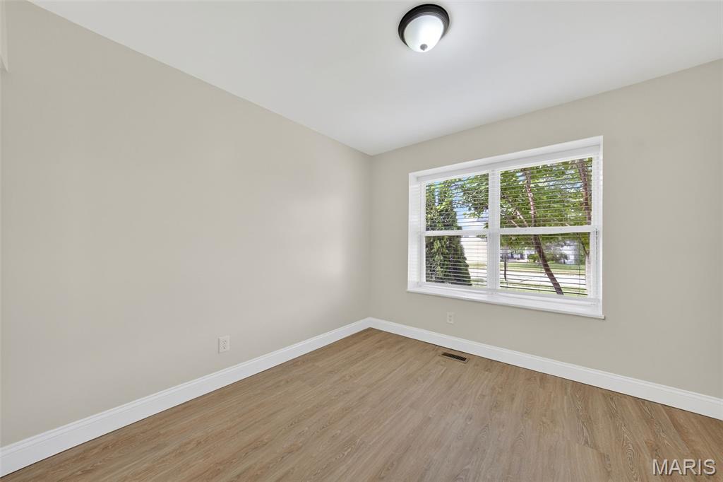 THE WOODLANDS - Residential Lease