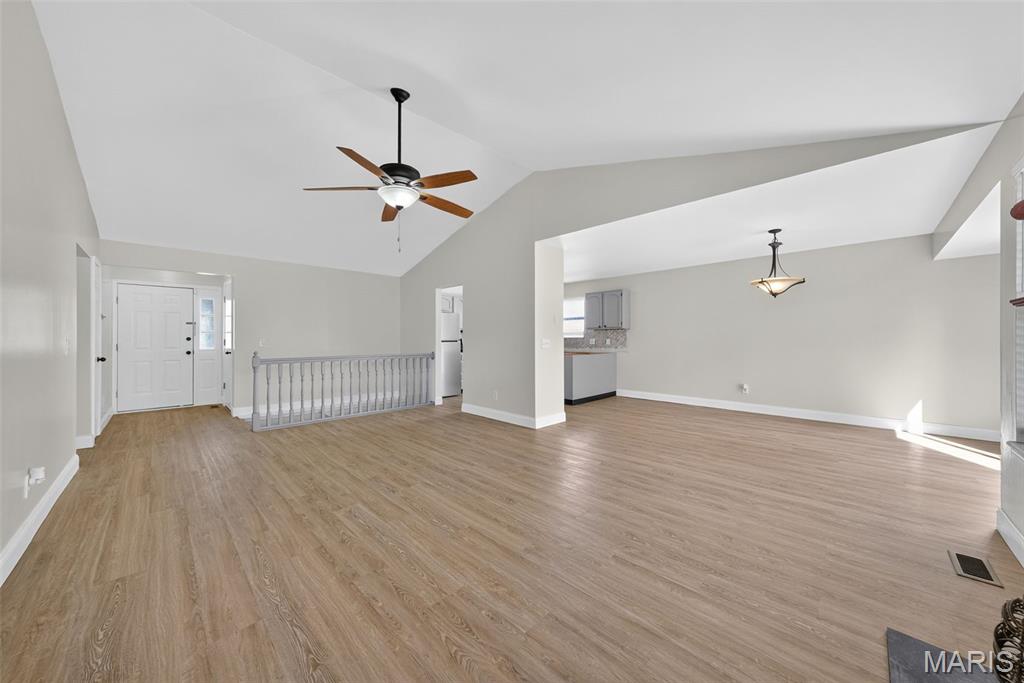 THE WOODLANDS - Residential Lease