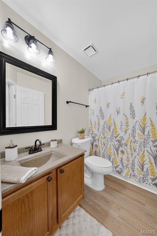 THE WOODLANDS - Residential Lease