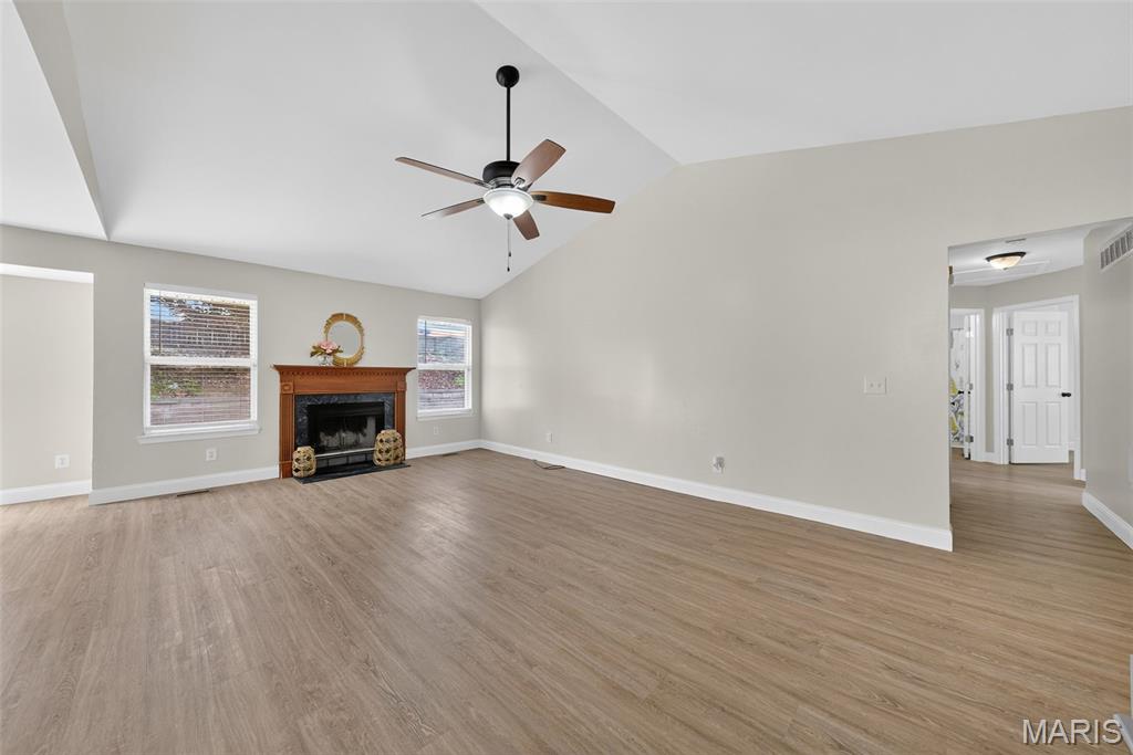 THE WOODLANDS - Residential Lease