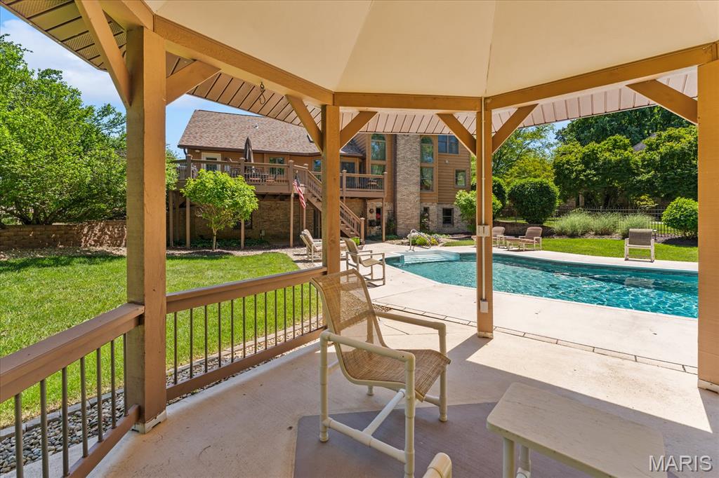Chenot Place - Residential