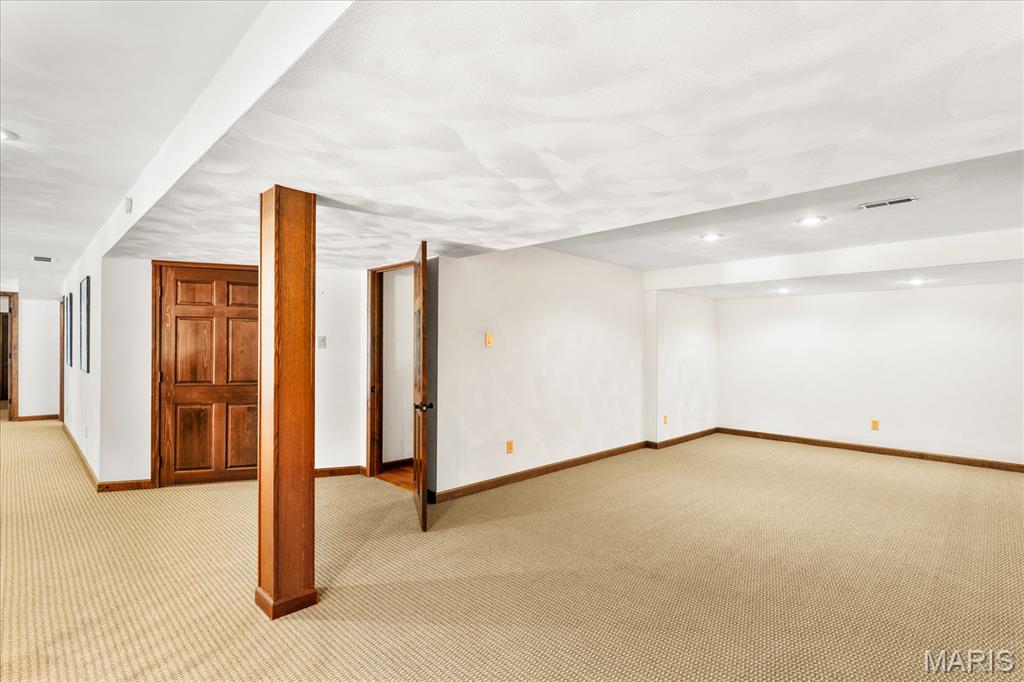 Chenot Place - Residential