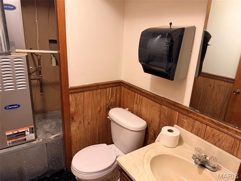 AIRD'S ADDITION - Commercial Sale