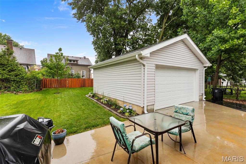 Floria Place - Residential