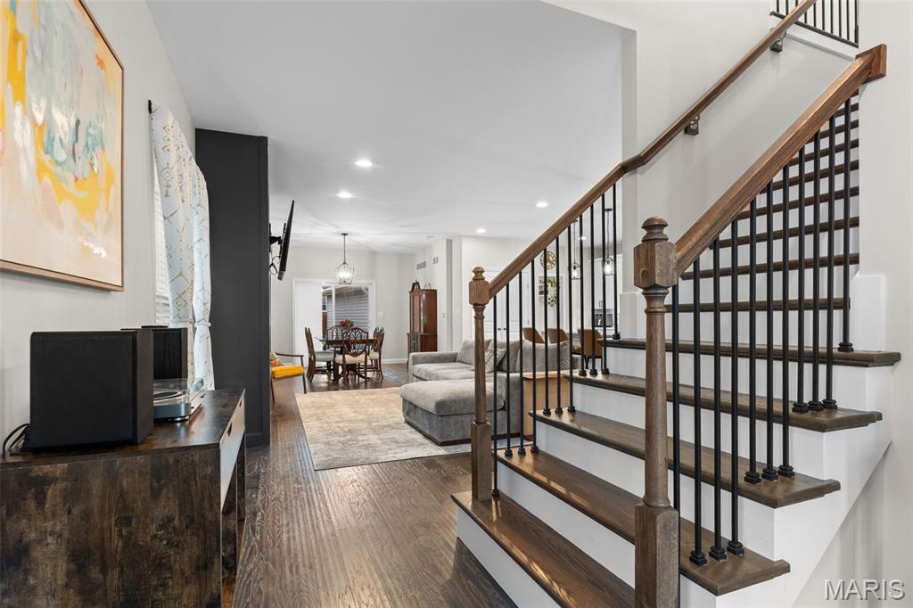 Floria Place - Residential