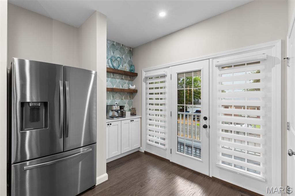 Floria Place - Residential