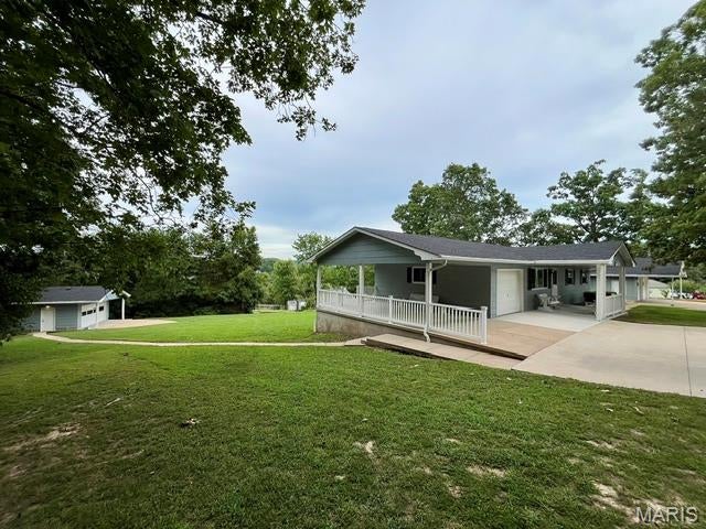 Hilltop View 02 - Residential