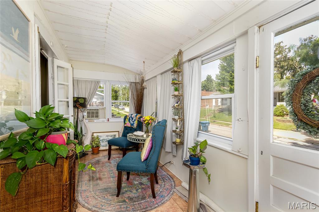 S Forest Park Hills - Residential