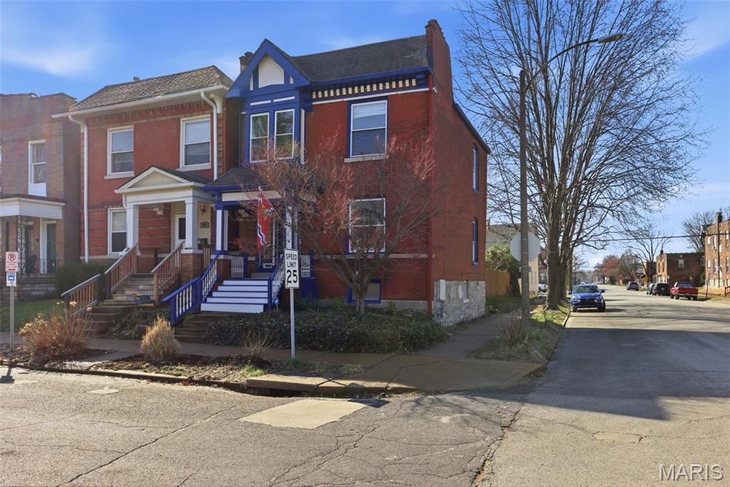 Russell Place Add - Residential
