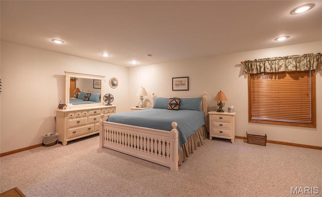 Not In A Subdivision - Commercial Sale