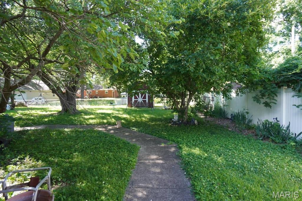 New Haven Manor - Residential