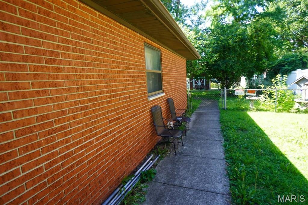 New Haven Manor - Residential
