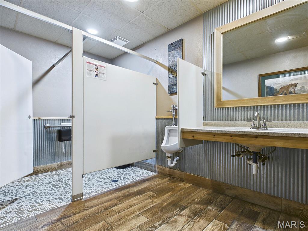 N/A - Commercial Sale