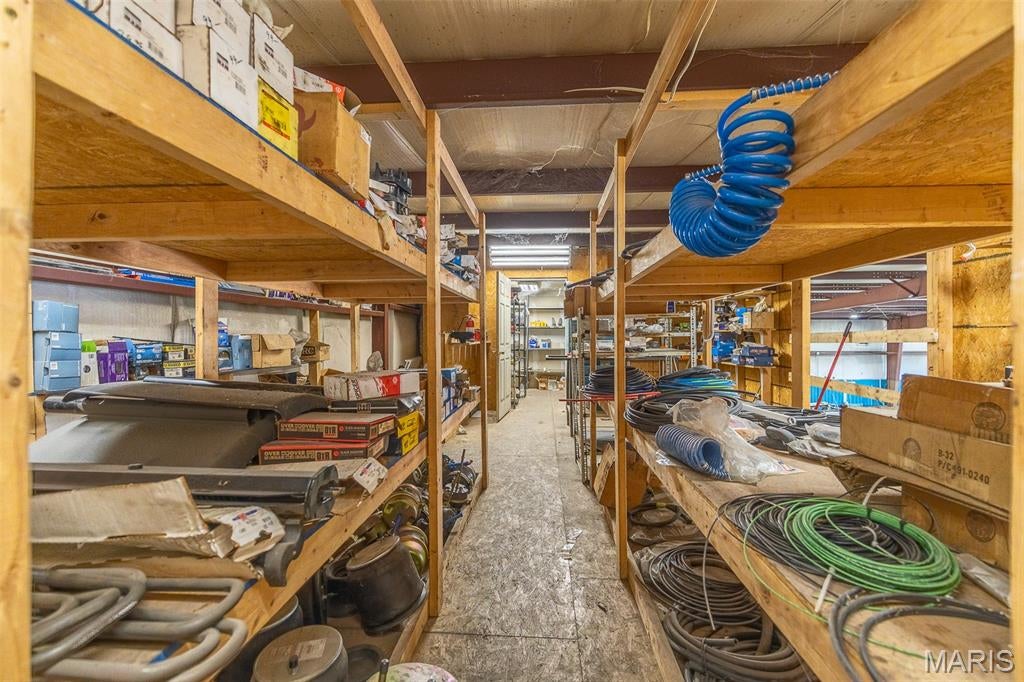 LEBANON CITY ANNEX - Commercial Sale