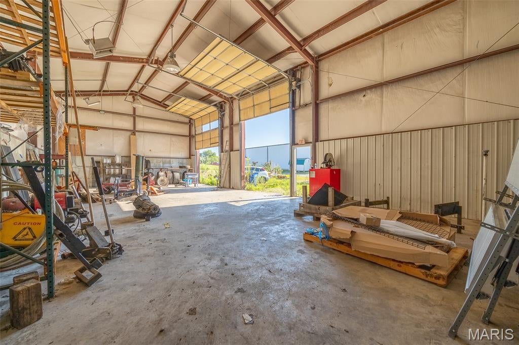 LEBANON CITY ANNEX - Commercial Sale