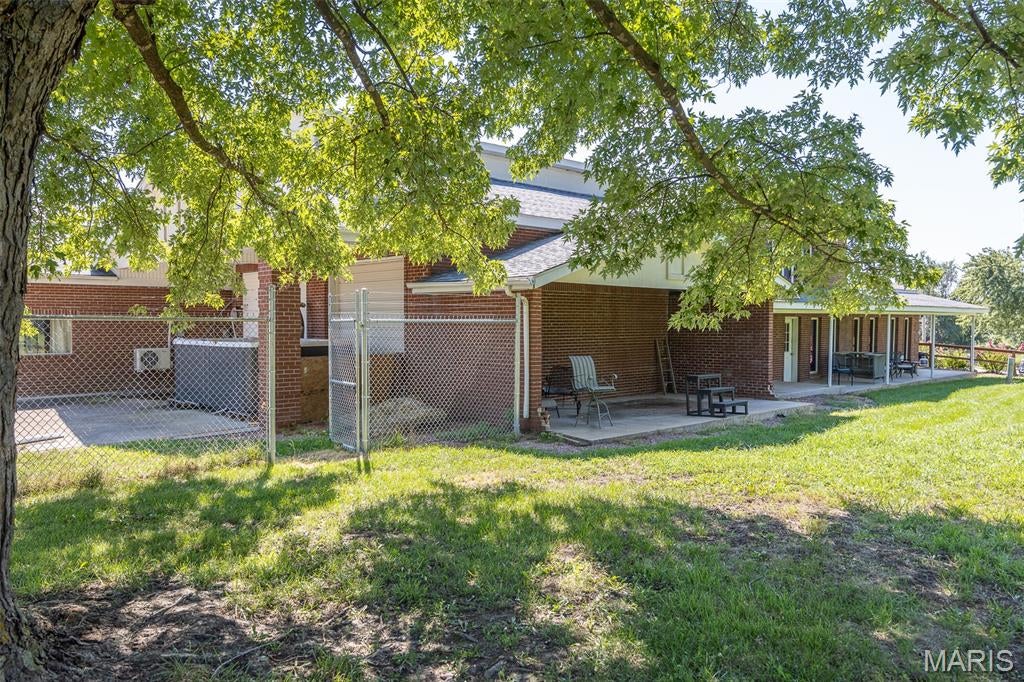 LEBANON CITY ANNEX - Commercial Sale
