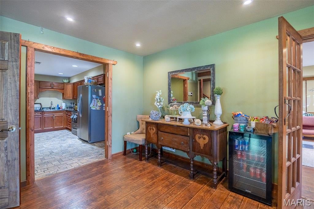 LEBANON CITY ANNEX - Commercial Sale