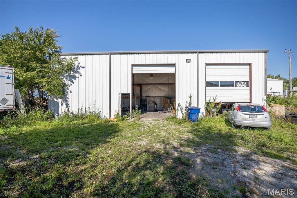 LEBANON CITY ANNEX - Commercial Sale