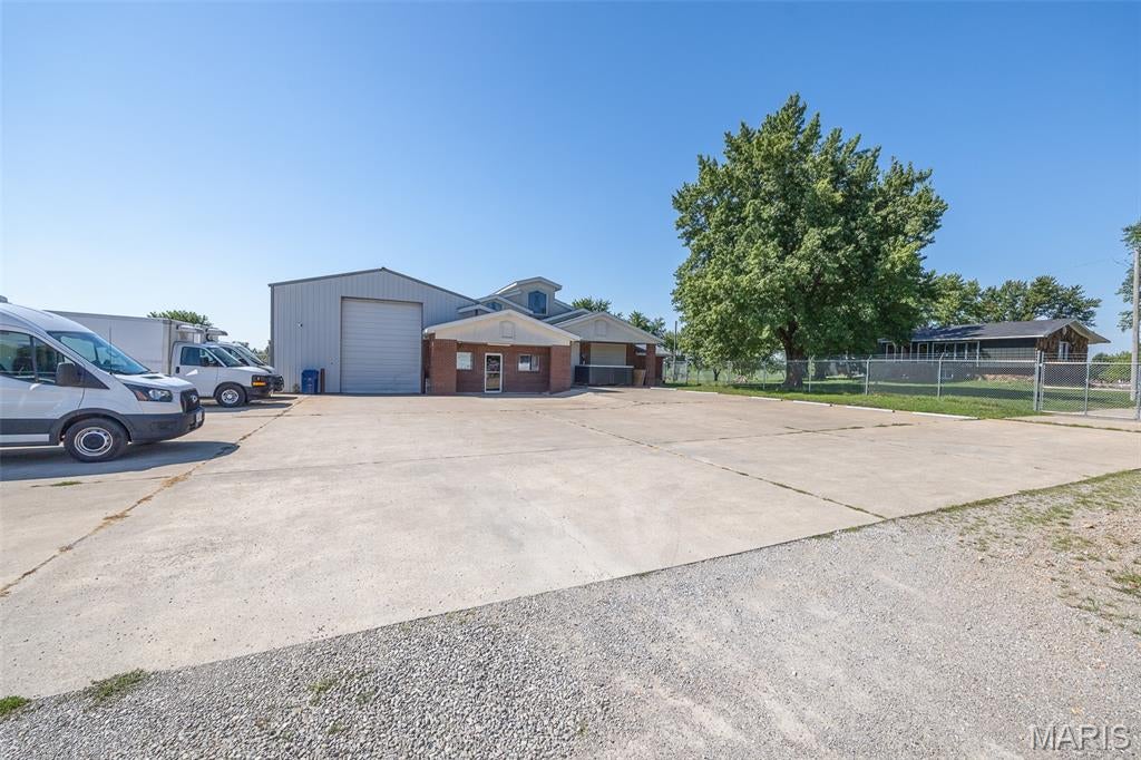 LEBANON CITY ANNEX - Commercial Sale
