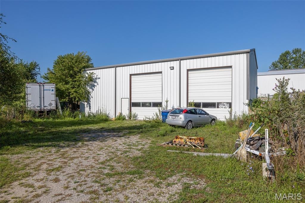 LEBANON CITY ANNEX - Commercial Sale