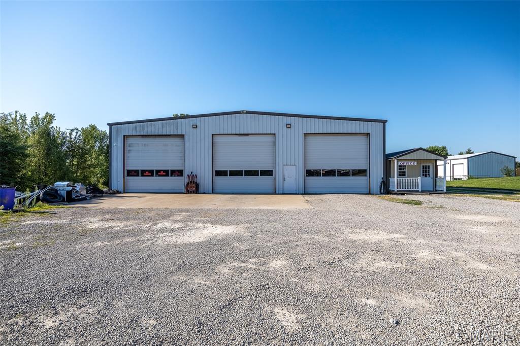 LEBANON CITY ANNEX - Commercial Sale