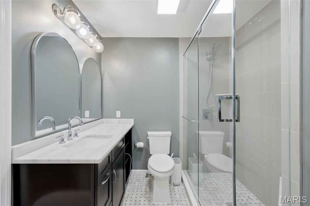 Royal Acres 5 - Residential