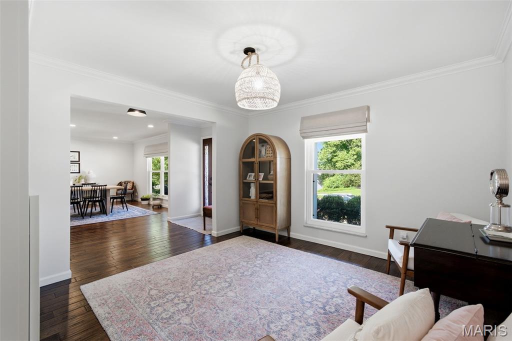 Royal Acres 5 - Residential
