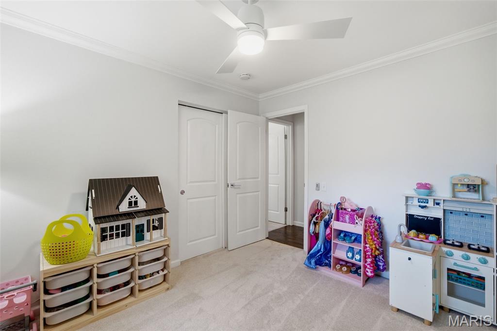 Royal Acres 5 - Residential