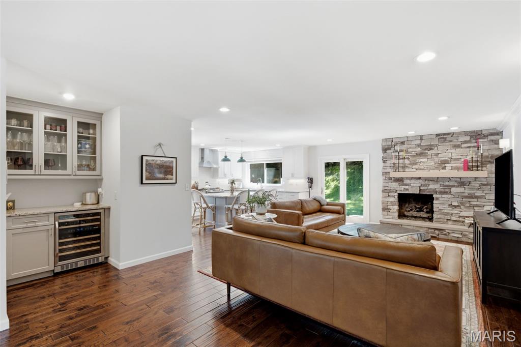 Royal Acres 5 - Residential