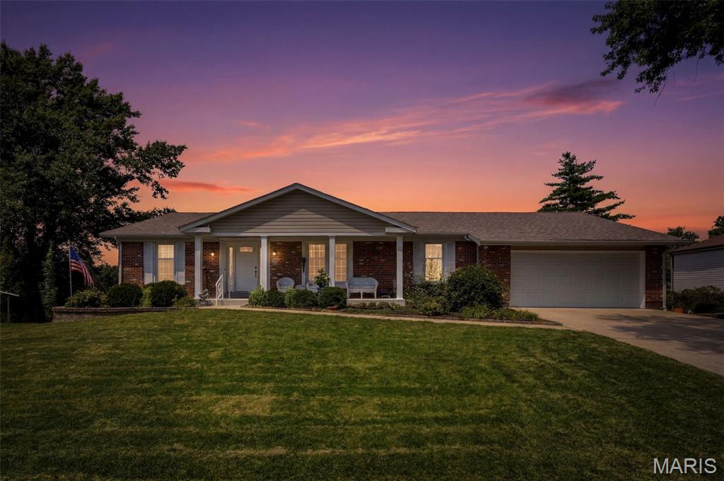 Creve Coeur Place 1 - Residential