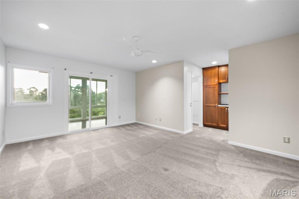 Creve Coeur Place 1 - Residential