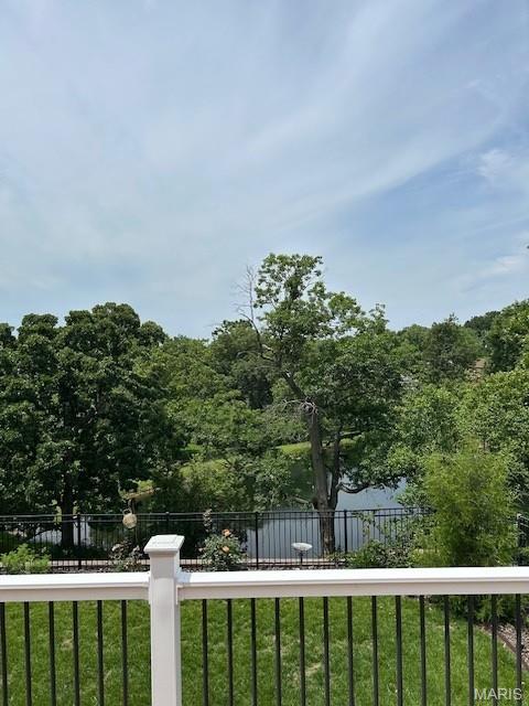 Creve Coeur Place 1 - Residential