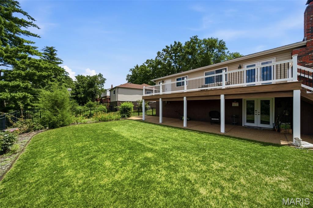 Creve Coeur Place 1 - Residential