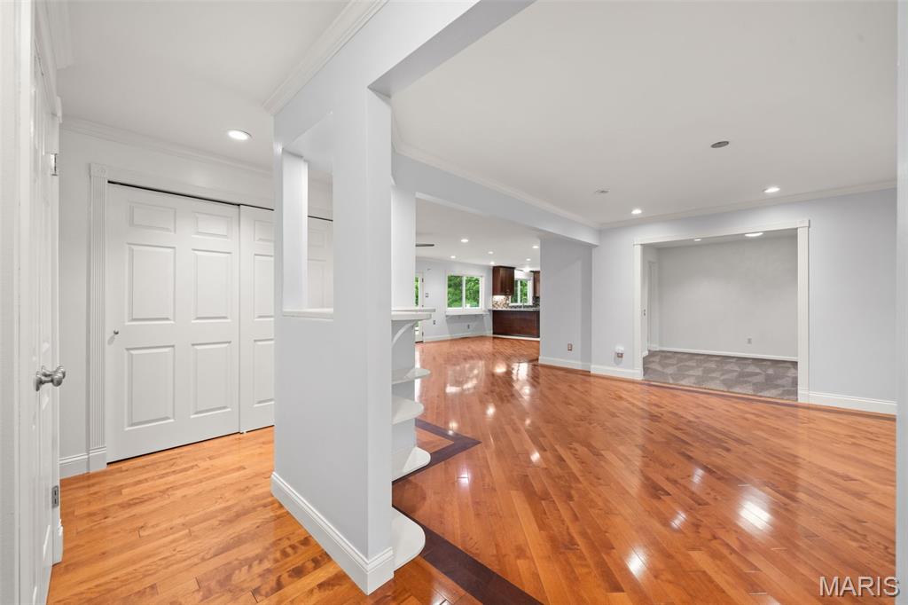 Creve Coeur Place 1 - Residential