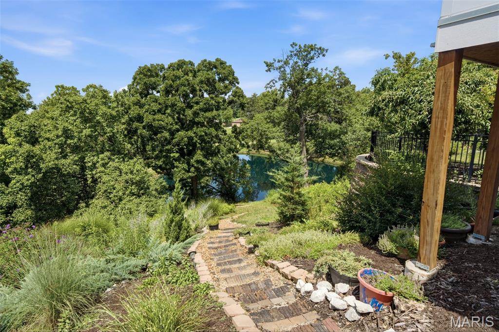 Creve Coeur Place 1 - Residential